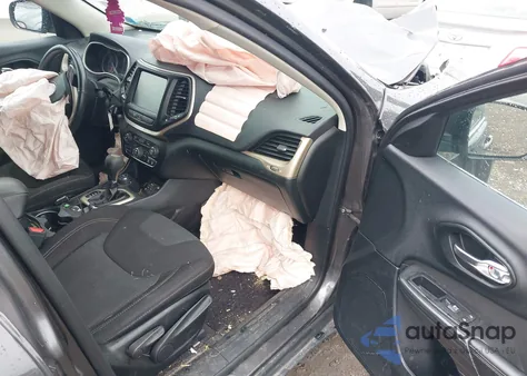 2016 Jeep Cherokee Latitude из США, поврежденный, VIN 1C4PJMCS0GW296760